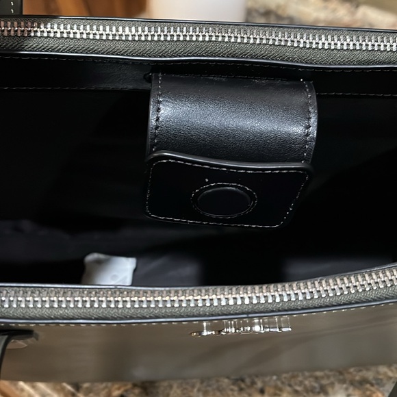 COACH NWT Nina Tote Bag - Picture 9 of 11